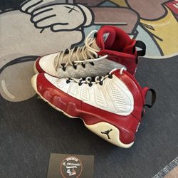 Jordan 9 White Gym Red Sz 4y