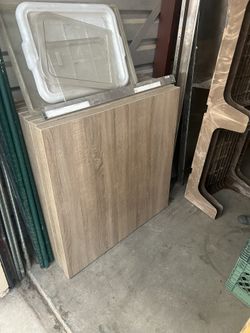 Set Of 8 Restaurant Tabletops Great Condition