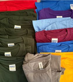 Lot of Gildan 2000 Tshirts-BRAND NEW Qty-30