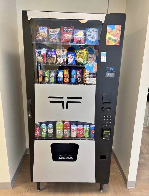 COMBO VENDING MACHINE WITH CARD READER