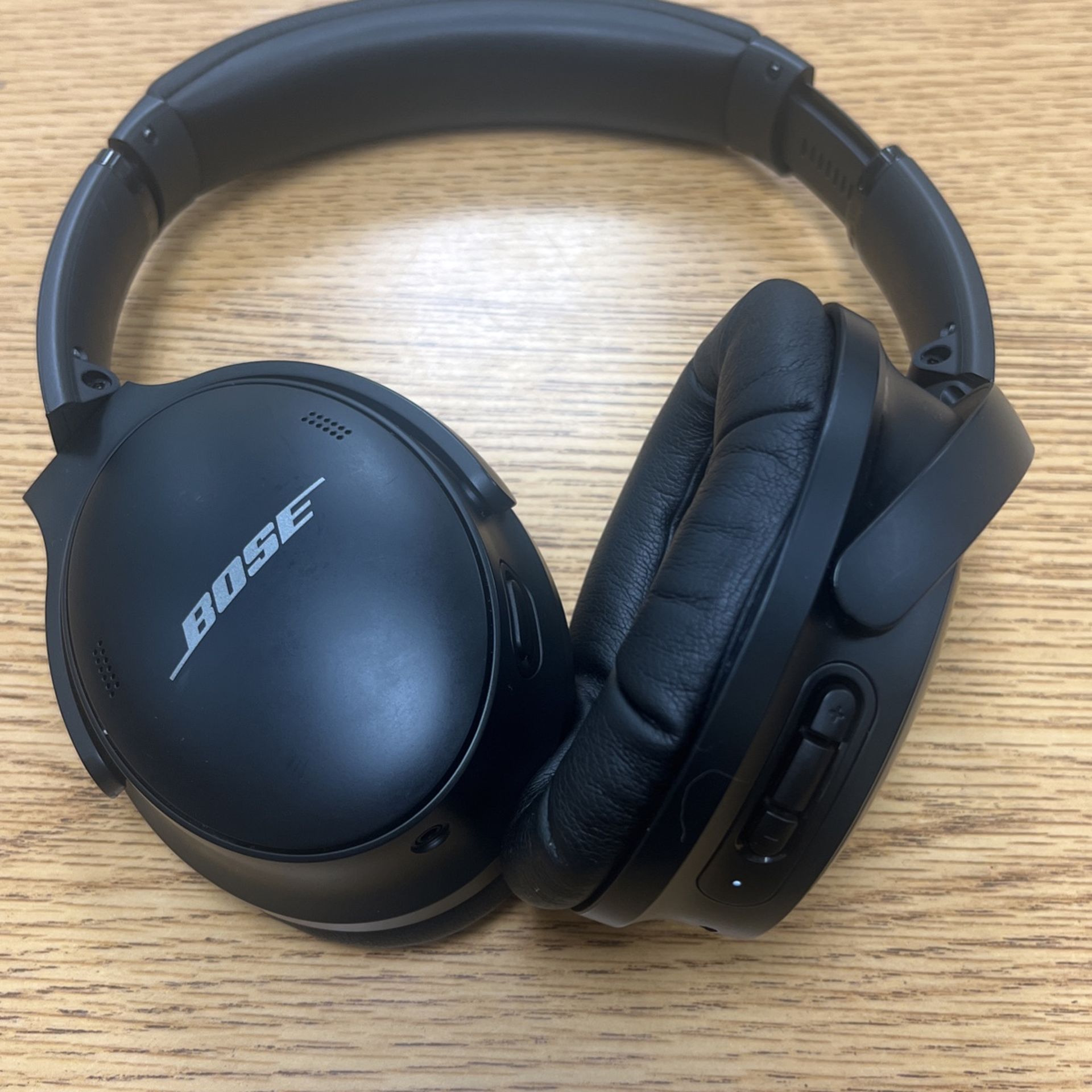 QC-45 Bose Noise Cancelling Head Phones