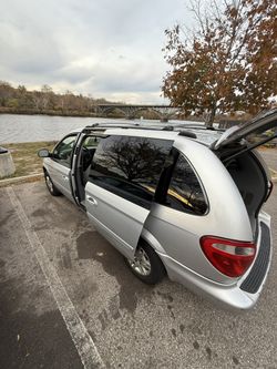 2005 Dodge Caravan/Grand Caravan