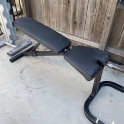 Weight Bench