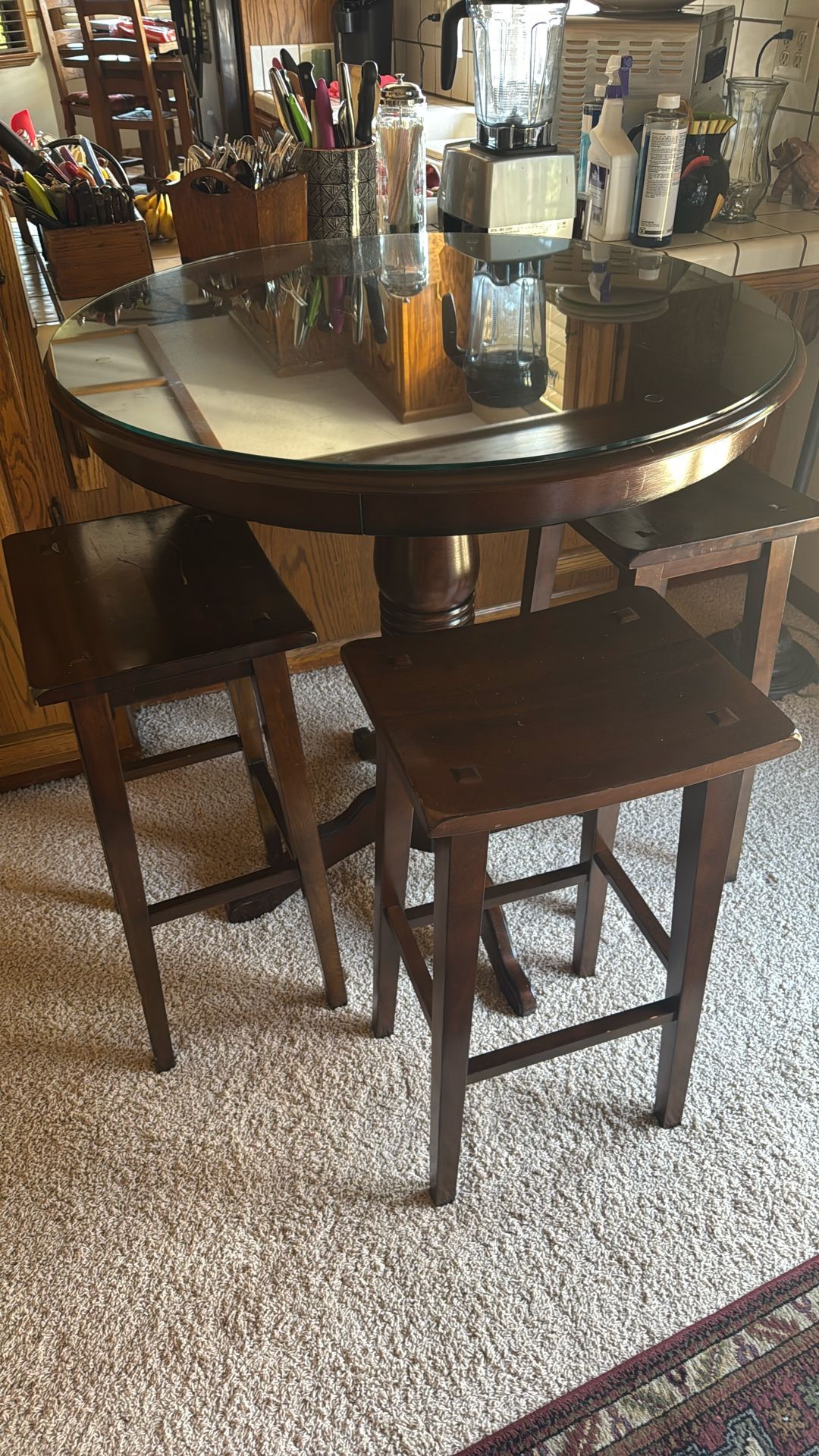 Barstool Table With Barstools