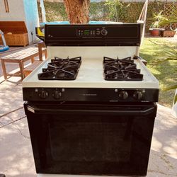 Oven Stove Range Vintage GE Black And Cream Gas