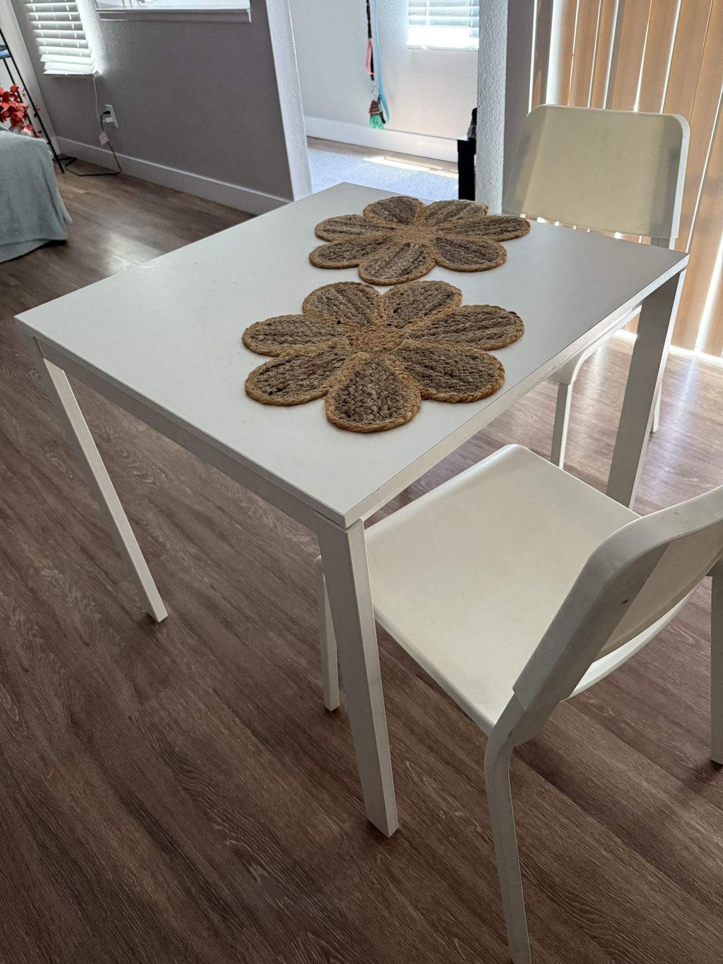 Kitchen Table And Chairs