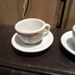 Frenzy Set Of 2 Miniature Teacups With 3 Matching Mini Plates