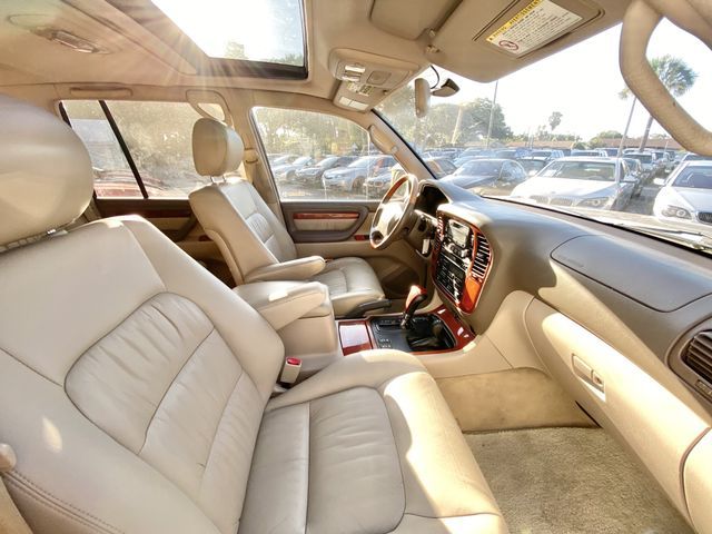 2000 Lexus LX