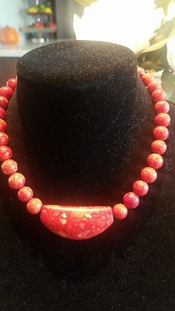 RED CORAL NECKLACE