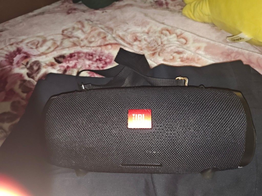 JBL Extreme 2 Still On Good Working Condition