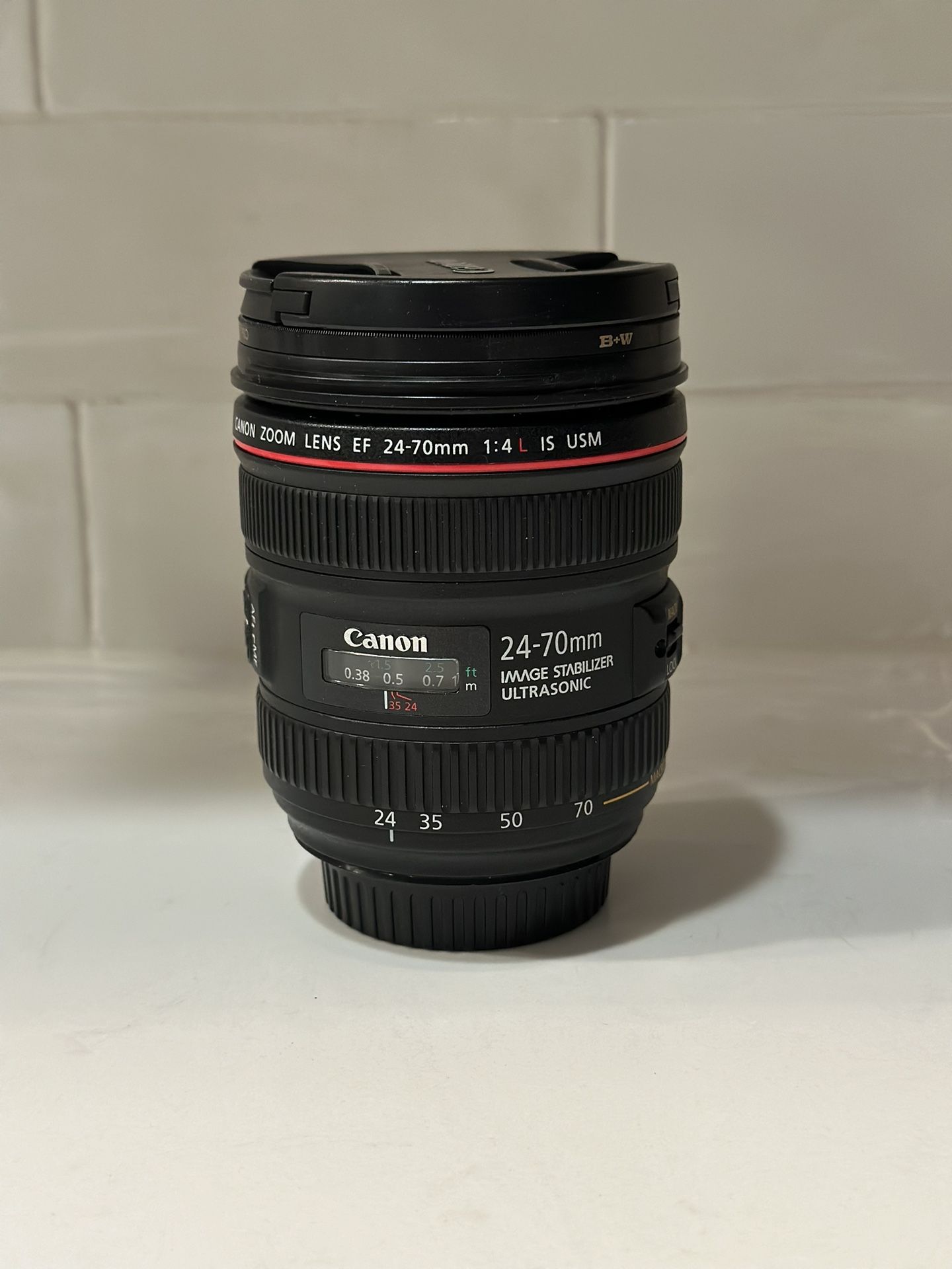 Canon EF 24-70mm 1:4L USM lens