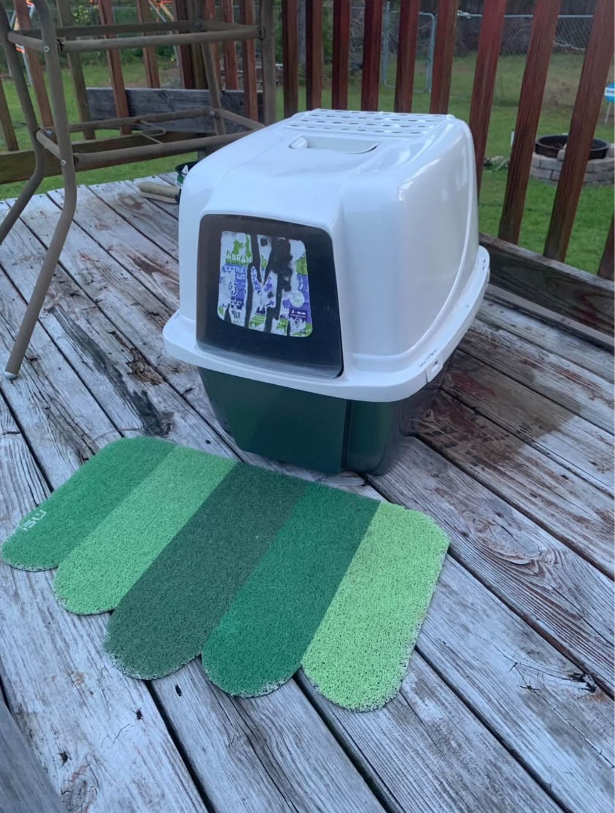 Litter Box And Car Mat