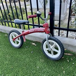 RADIO FLYER KIDS BALANCE BIKE 12” Wheels 