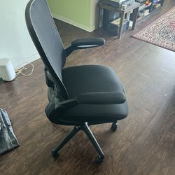 Ergonomic Desk Chair; Mesh Chair  with Lumber support