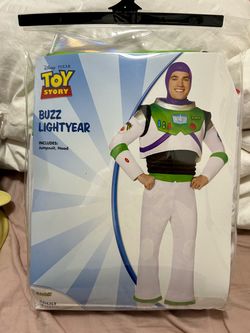 Buzz lightyear