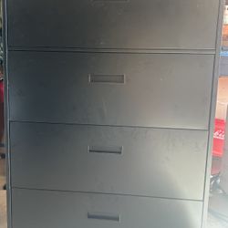 4 Drawer Metal Filing Cabinet with Lock - Black