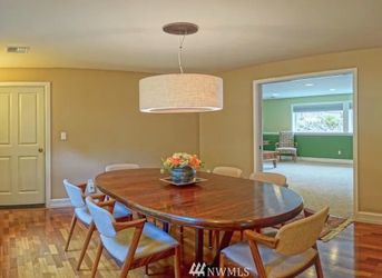 Light fixture
