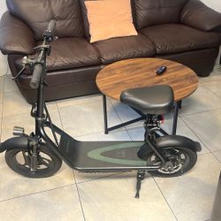 Electric scooter