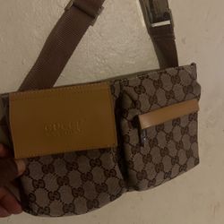 Gucci Waist Bag Authentique 