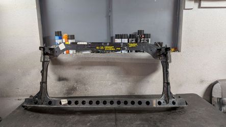 2019-2020-2021-2022-2023-2024-2025 CHEVROLET SILVERADO 1500 RADIATOR SUPPORT OEM USED #10939