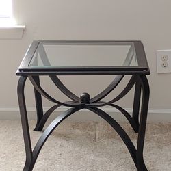 Mini Table 