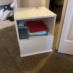 Bed Side Table 