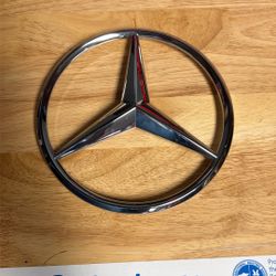 Mercedes Sprinter Emblem