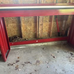 CRAFTSMAN 6-FOOT WIDE WORK BENCH WITH BUTCHER BLOCK TOP, LIKE NEW! 