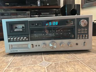 SoundDesign Record/Tape/8-Track/Radio player model 6945