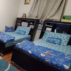 Kids wiley bookcase bed,headboard power center with 2 usb ports,