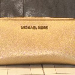 Micheal Kors Wallet