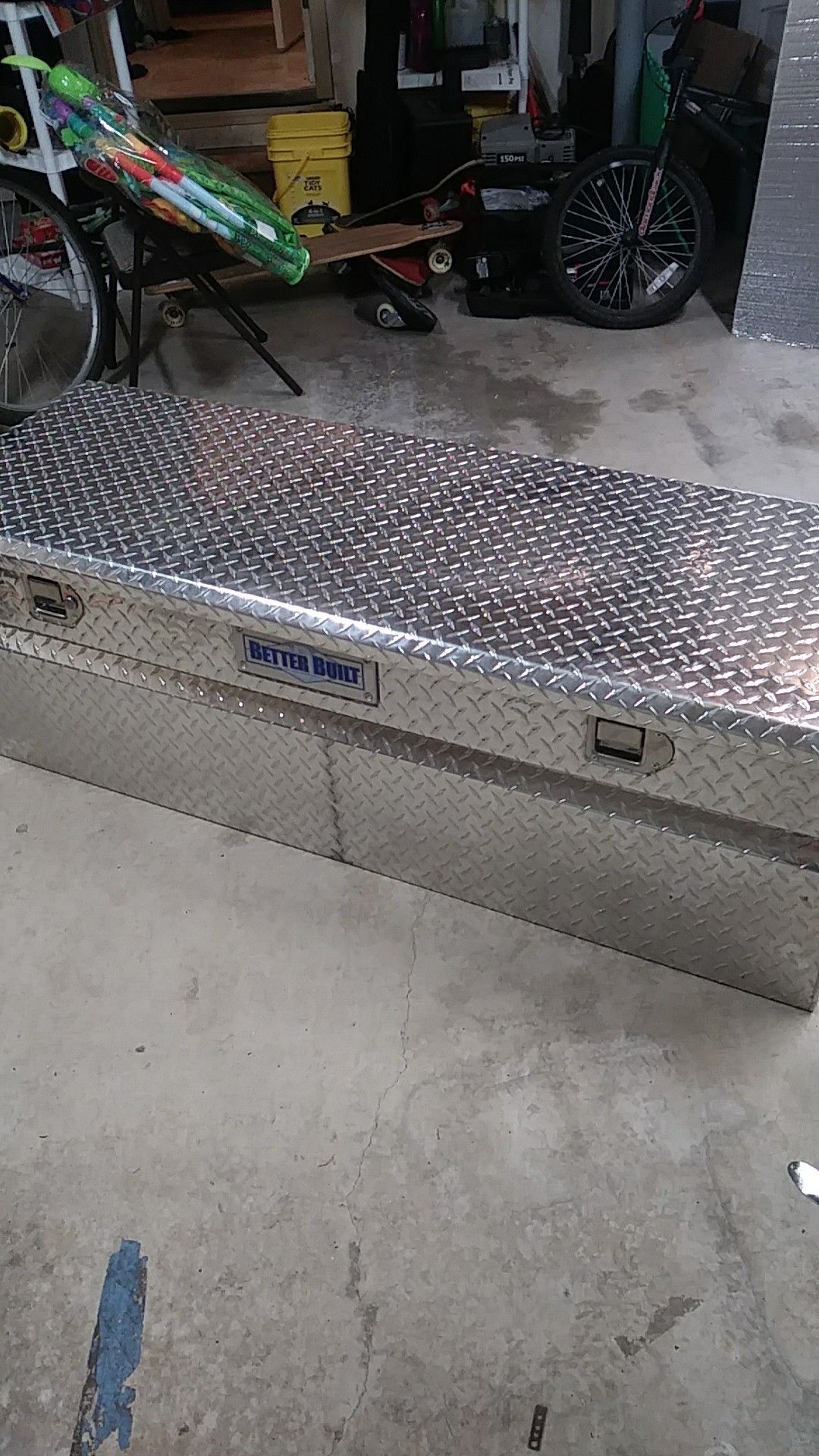 5'x2'x19" diamond plate tool box