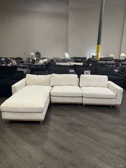 NEW Cream Sectional Sofa w/ Chaise