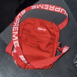 Supreme Shoulder Bag (SS18)