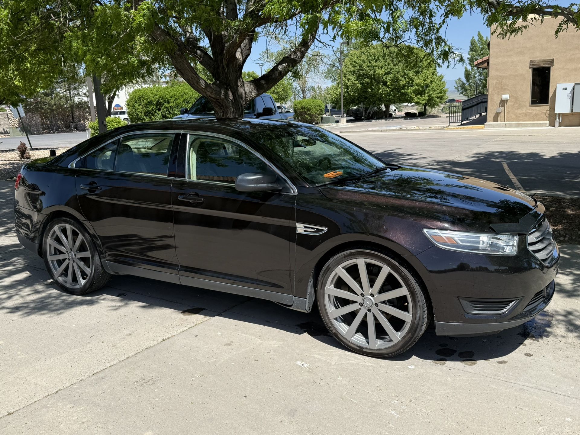 2013 Ford Taurus