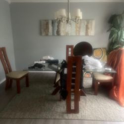dining room glass table with 4 chairs IF U PICK UP TODAY 100$ off NEED GONE 