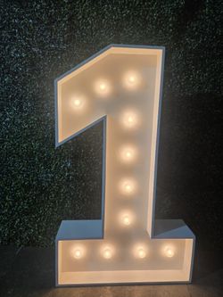 Números Y Letras De Madera Con Luces