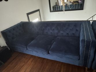 3 Piece Set- Couch, Love Seat & Chair