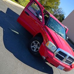 2006 Dodge Dakota