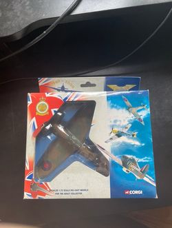 Corgi 49101 Hawker Hurricane MkI 85th Sqd RAF Sqd Ldr Peter Townsend