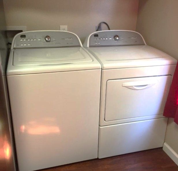 Washer Dryer Set - Electric Laundry
