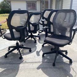 Ergonomic Office Chairs 