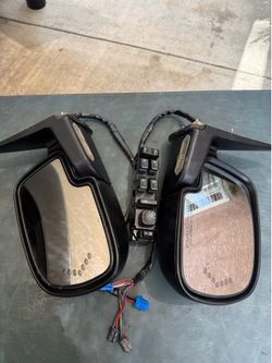 GMC Denali Yukon power folding mirrors and switch
