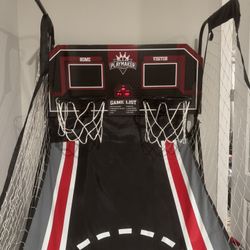 Triumph Playmaker Basketball Game
