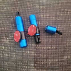 2 In 1 Emergency Car Tool Scape.
