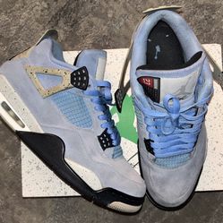 Jordan 4 UNC
