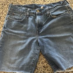 🌹🌹LEVIS SHORTS 