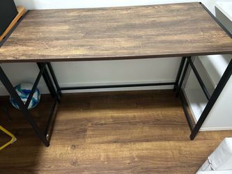 Folding desk
