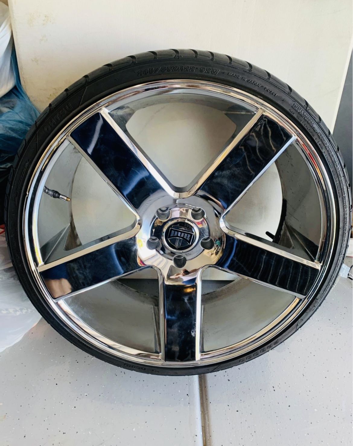 16 Inch 5lug Boyd Rims & 22 Inch Dub Baller rims
