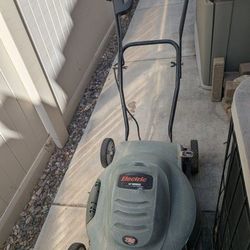 Electric 18" lawnmower